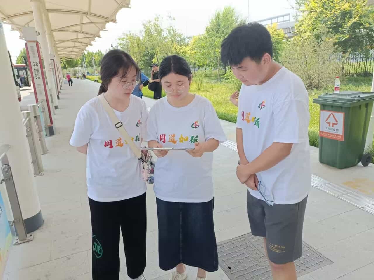 r(sh)ƵZǰСͨc܇v̌W(xu)Ժ ܵơRąf(xi)G(sh)`F(tun)(sh)`M(jn)Еr(sh)